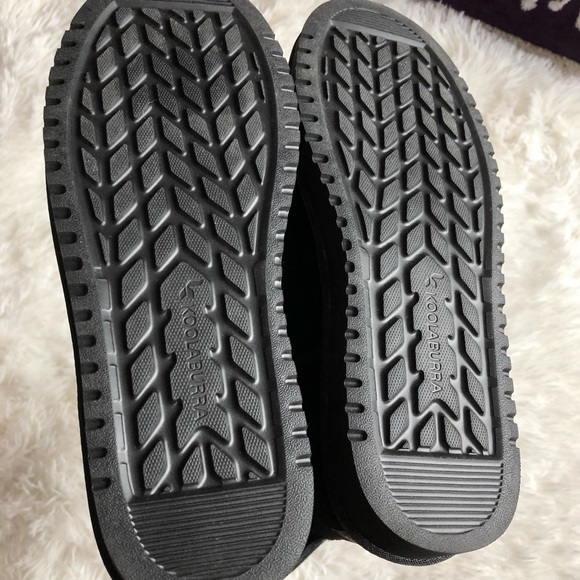 Koolaburra by UGG Victoria Short Boots - Picture 6 of 8